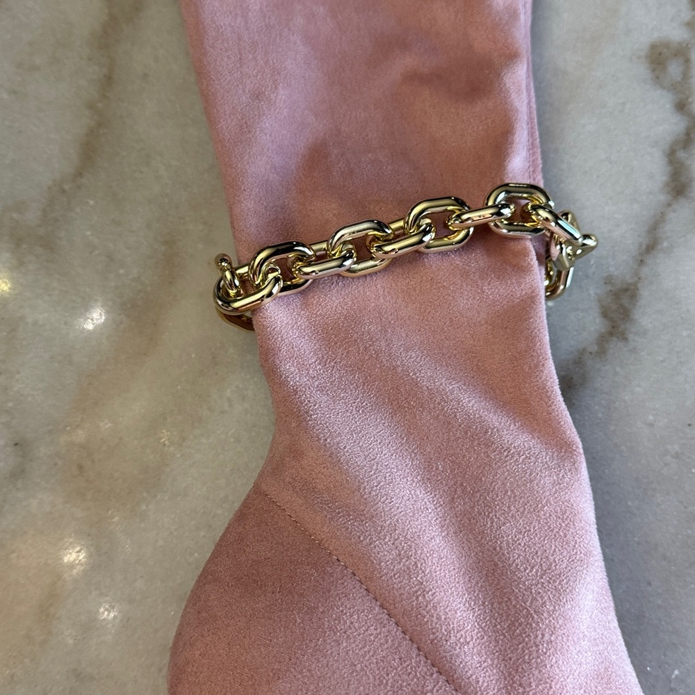 Fashion nova faux suede boots 9 - Picture 8 of 13